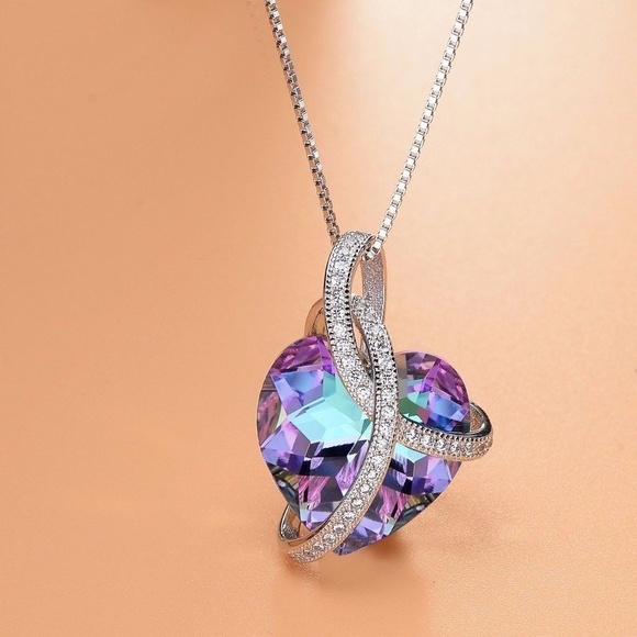 925 Sterling Silver CZ 'Courageous Heart' Necklace - Picture 2 of 4